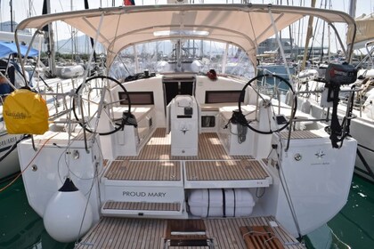 Charter Sailboat JEANNEAU SUN ODYSSEY 440 Brač