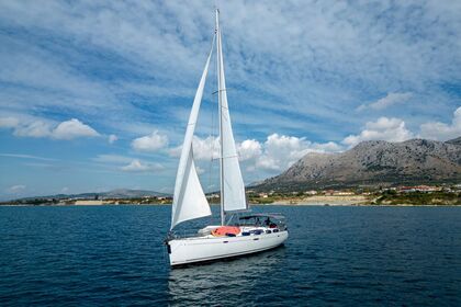 Location Voilier Beneteau Oceanis 54 Palairos