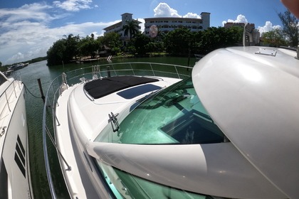Rental Motorboat Sea Ray Sundancer 500 Hotel Zone