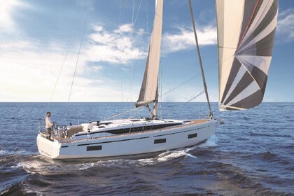 Charter Sailing yacht Bavaria Bavaria C50 Volos