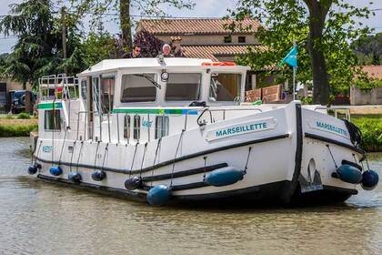 Location Péniche Pénichette Flying Bridge 1400 FB Lattes