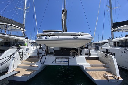 Charter Catamaran Lagoon Lagoon 42 Cugnana Verde