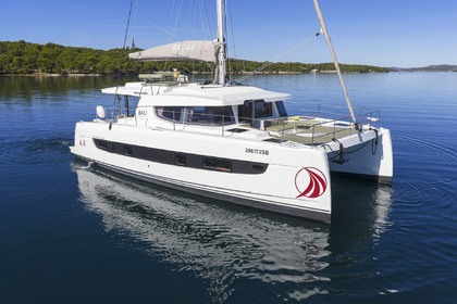 Location Catamaran Catana Group Bali 4.4 - 4 + 1 cab. Šibenik
