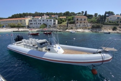 Hire Motorboat Lolivul 9 Hvar