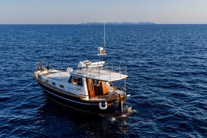 Alquiler Yate a motor Menorquin 120 Colonia de Sant Jordi