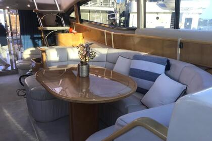 Location Bateau à moteur Beneteau princess 56 Matosinhos
