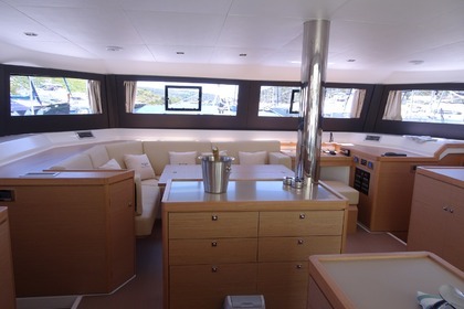 Charter Catamaran Dufour Dufour Catamaran 48 Furnari