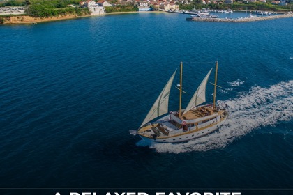 Charter Gulet Custom Made Adriatic Breeze Trajektna Luka Split