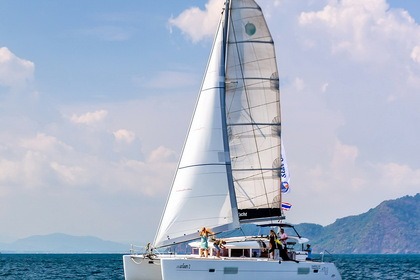 Rental Catamaran Lagoon Lagoon 400 S2 Phuket