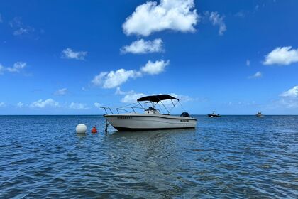 Location Bateau à moteur Jouandoudet Guppy open 6m55 Dzaoudzi