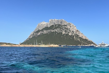 Noleggio Barca senza patente  Bwa Sport 19' Gt Olbia