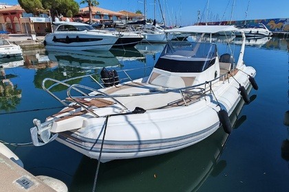 Charter Motorboat Capelli Capelli Tempest 1000 Saint-Raphaël