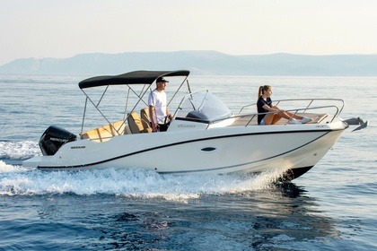 Charter Motorboat Quicksilver Activ 675 Sundeck Novi Vinodolski