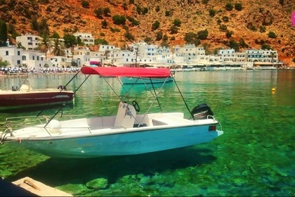 Hire Boat without licence  Mare 5.5m - 30hp Hora Sfakion
