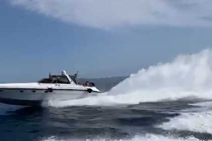 Hire Motorboat Magnum Marine 46 magnum Bandol