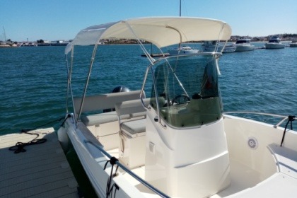 Hire Motorboat Capelli Cap 19 Portimão