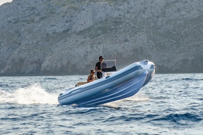 Hyra båt Båt utan licens  Italboats Predator 570 Villasimius
