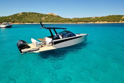 Charter Motorboat Virtue yacht V10 Top Cannigione