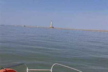 Location Bateau à moteur Quicksilver 6.30 commander Royan