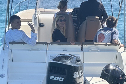 Hire Motorboat Quicksilver Active Sundeck 675 2025 Rhodes
