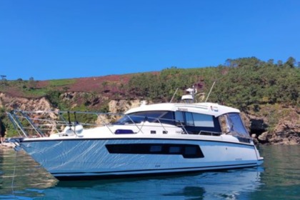 Rental Motorboat  SKILSO 39 PANORAMA Quiberon