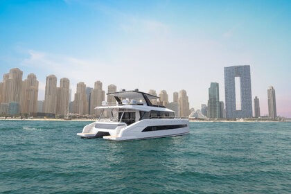 Charter Motor yacht Luxury Yacht 45 Guest Dubai Marina
