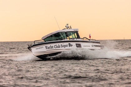 Hire Motorboat Axopar 28 Sopot