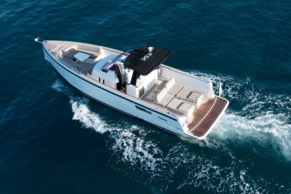 Hire Motorboat Fjord FJORD 36 Golfe Juan