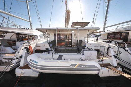 Alquiler Catamarán Fountaine Pajot Fountaine Pajot Isla 40 - 4 + 1 cab. Biograd na Moru