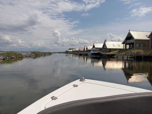 Tholen Motorboat Luxe Sloep alt tag text