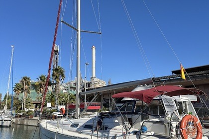 Rental Sailboat Beneteau 393 Barcelona