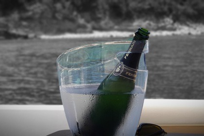 Location Bateau à moteur Cranchi Zaffiro 32 Puntone