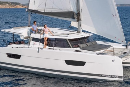 Verhuur Catamaran Fountaine Pajot ISLA 40 Arrondissement Le Marin