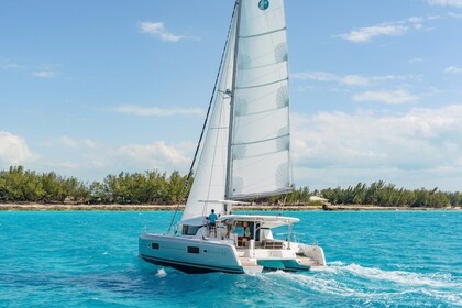 Verhuur Catamaran Lagoon-Bénéteau Lagoon 42 - 4 + 2 cab. Pozzuoli