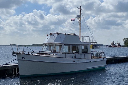 Rental Motorboat American Marine Grand Banks 32 Veere