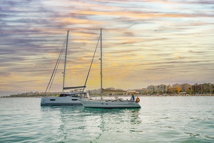 Alquiler Velero Bavaria 350 Sportline Caleta de Vélez