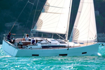 Miete Segelboot Dufour Dufour 390 Athen