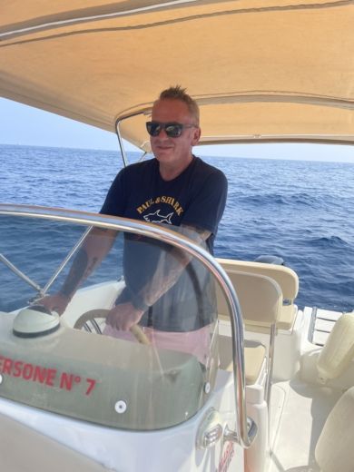 Amalfi Without license Capelli Capelli 19 (B) alt tag text