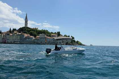 Miete Motorboot Roto 450s family Rovinj