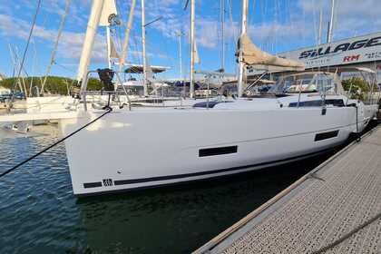Noleggio Barca a vela Dufour Dufour 390 Le Grau-du-Roi