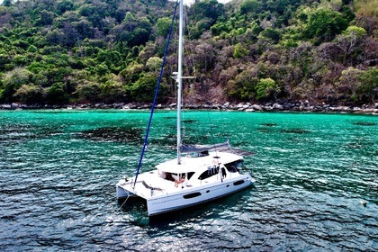 Rental Catamaran Robertson & Caine Leopard 44 Phuket