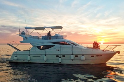 Miete Motorboot Ferretti 460 Rovinj