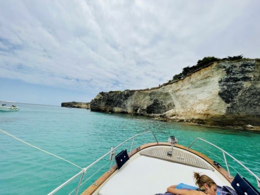 Otrante Motorboat MIMI' Libeccio 700 alt tag text