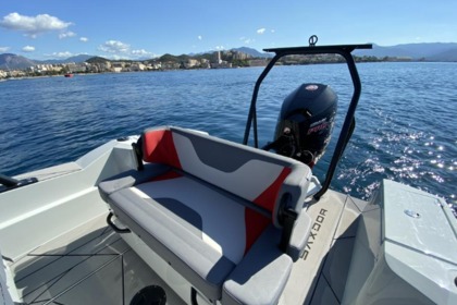 Location Bateau à moteur SAXDOR 200 Le Gosier