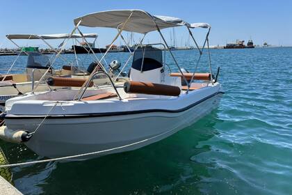 Hire Boat without licence  ATHRAKIBOATS TRITON 4.74 Nea Moudania