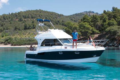 Hire Motorboat Beneteau Antares 980 Chalkidiki