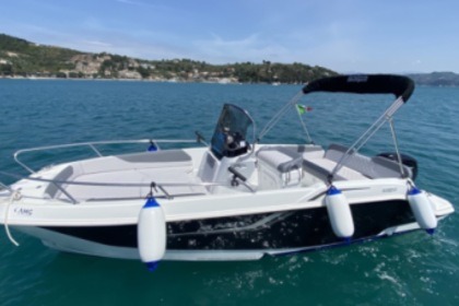 Charter Motorboat Salpa Sunsix La Spezia