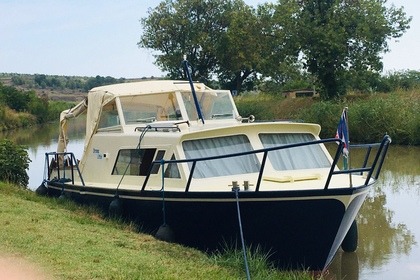 Aluguel Lancha Target Express 8.5 Capestang