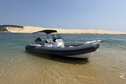 Hire Motorboat Ranieri Cayman 23 sport Arcachon