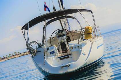 Location Voilier BAVARIA 36 CRUISER Trogir